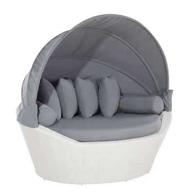 Santorini Daybed – Complete with cushions (elegant resort-style)